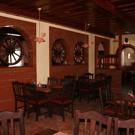 נקלו Guest House Klub Kovac מראה חיצוני תמונה