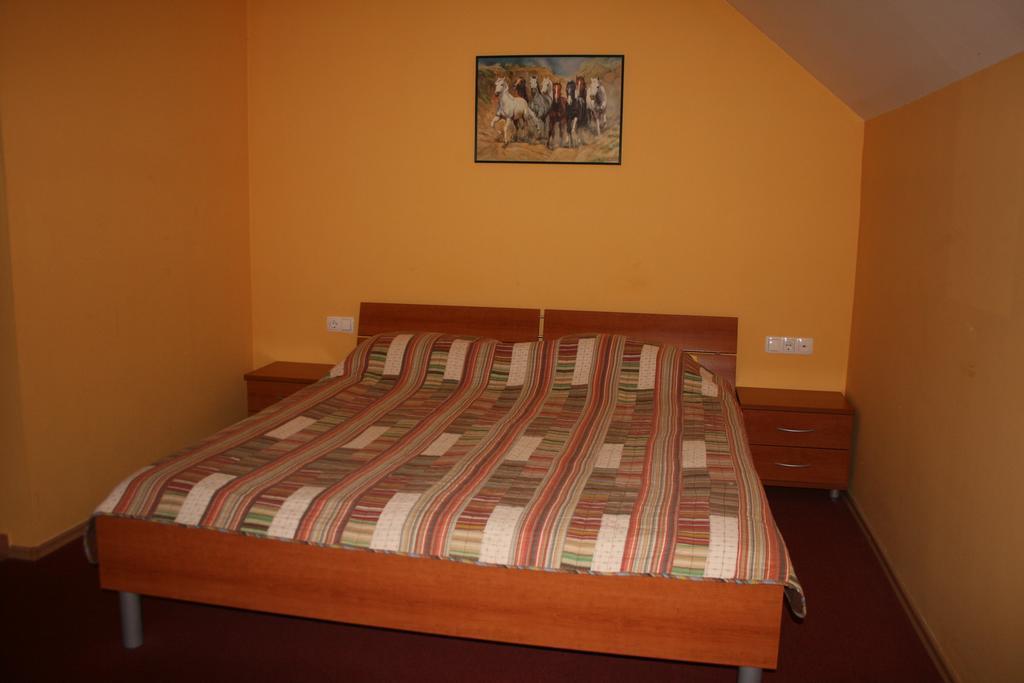 נקלו Guest House Klub Kovac חדר תמונה